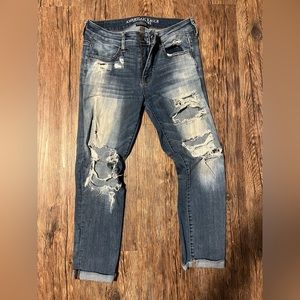 American Eagle ripped cropped jegging, size 8